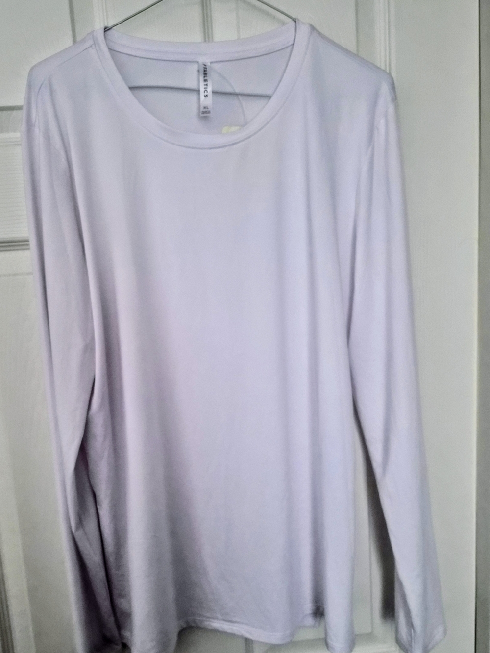 NWT Fabletics Long-Sleeve Crew Top XL
